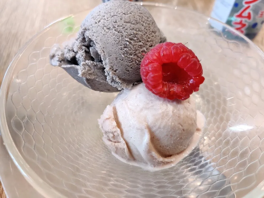 Glace Azuki Et Sésame Noir